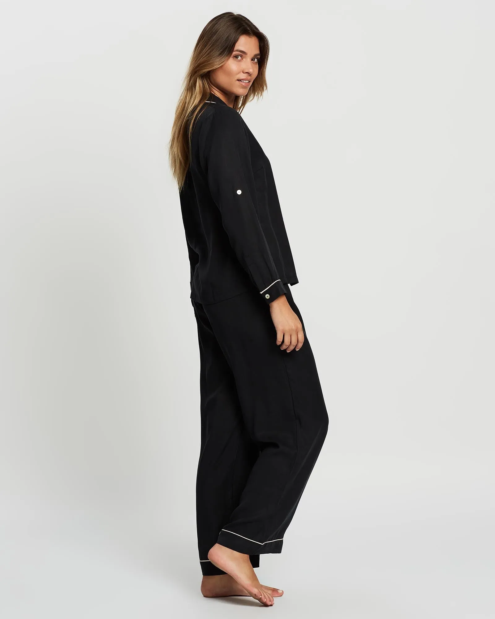 Eva Lounge Tencel™ Pyjama Set - Black with Blush Piping