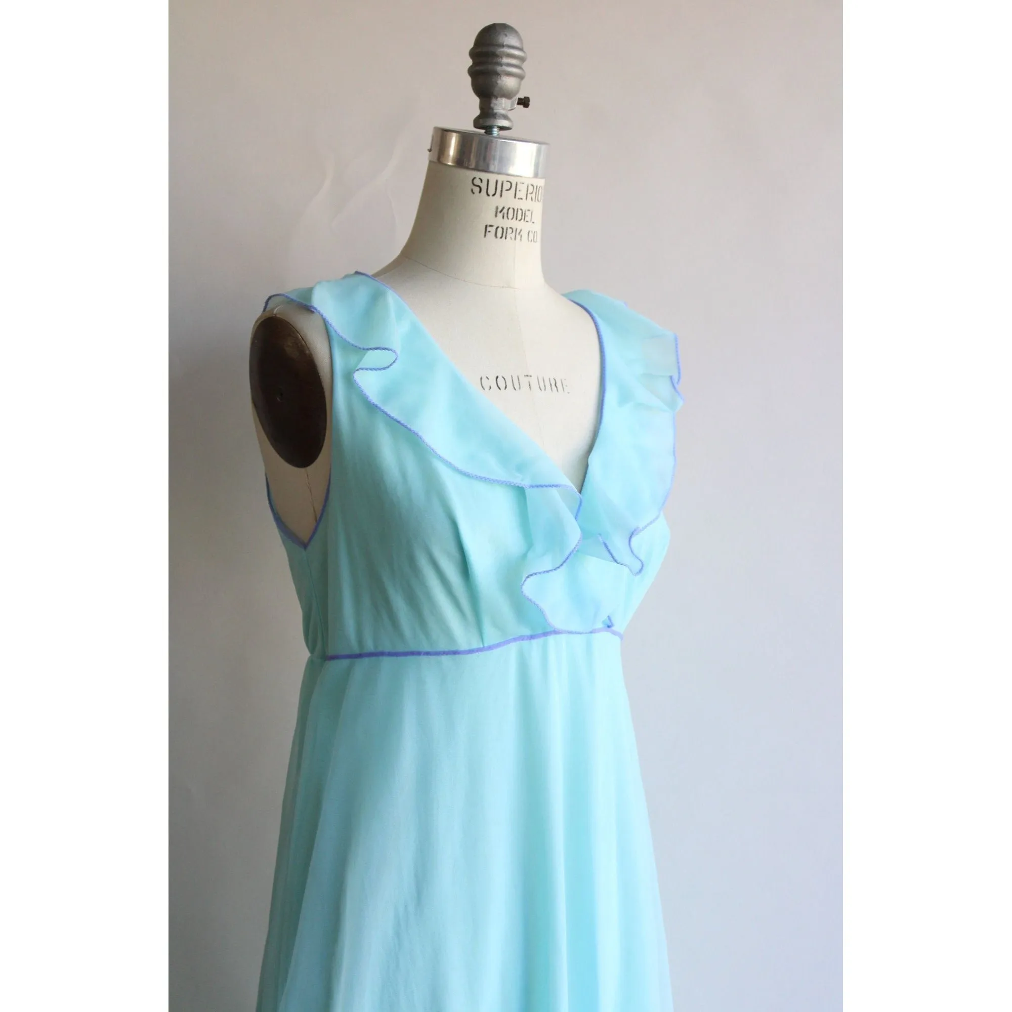 Vintage 1960s Blue Gossard Artemis Nightgown