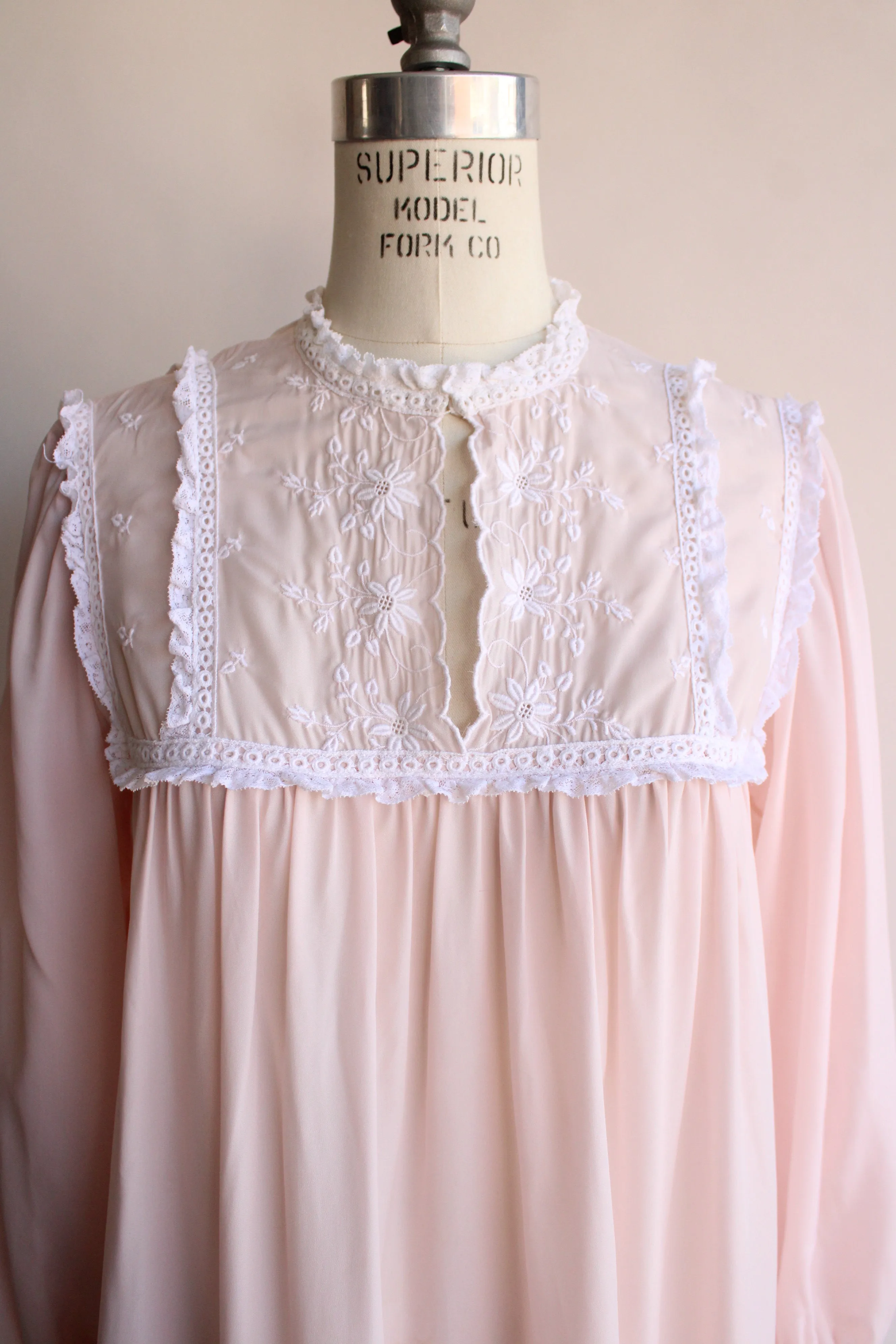 Vintage 1960s Pink Iris Lingerie Nightgown for Bullock's Wilshire